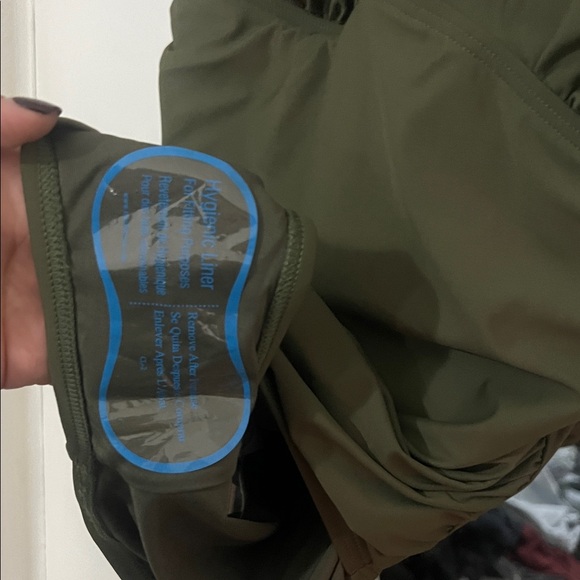 DKNY SET!! Elegant Olive Green Women's One Piece Swimsuit + Coverup Pants - Picture 8 of 9